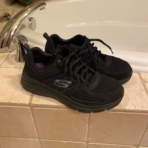 Skechers memory foam shoes